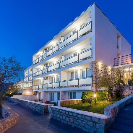 Hotel Rooms Roccia ノビグラード・ダルメーシャ エクステリア 写真