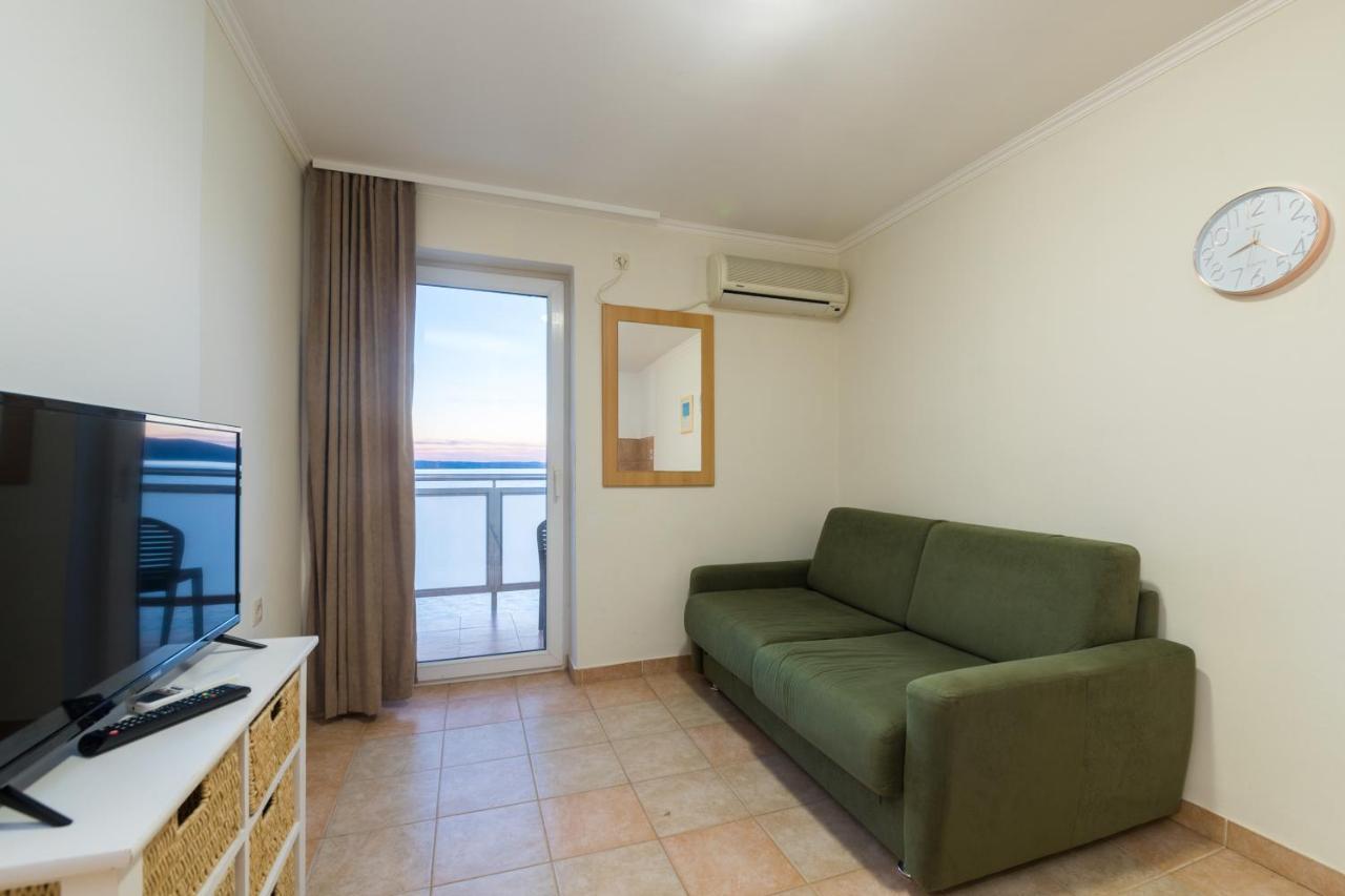 Hotel Rooms Roccia ノビグラード・ダルメーシャ エクステリア 写真