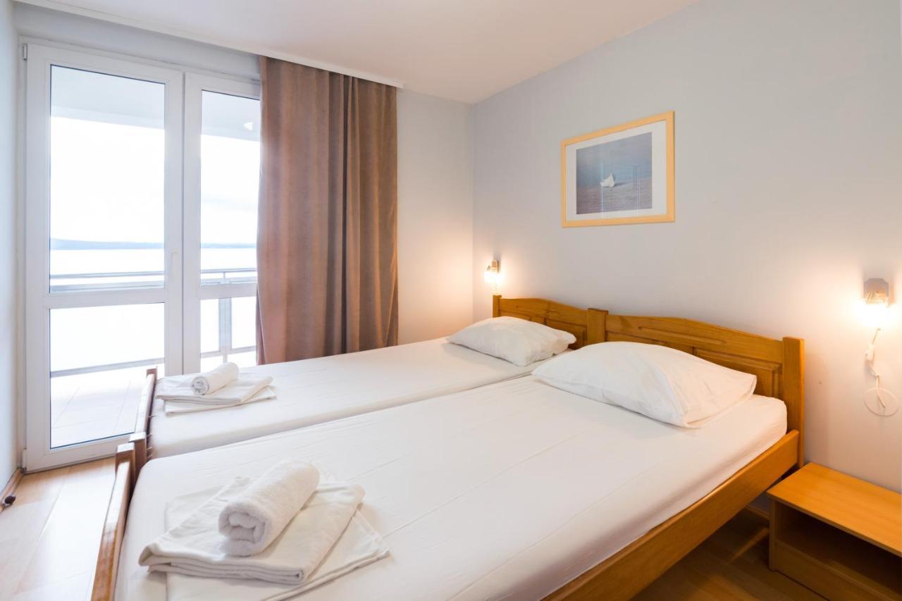 Hotel Rooms Roccia ノビグラード・ダルメーシャ エクステリア 写真