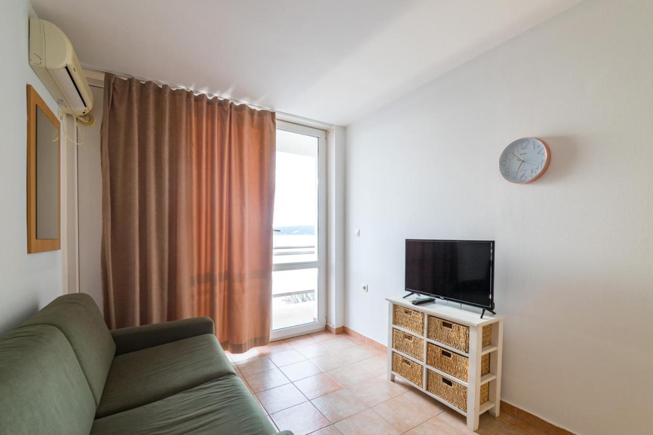 Hotel Rooms Roccia ノビグラード・ダルメーシャ エクステリア 写真