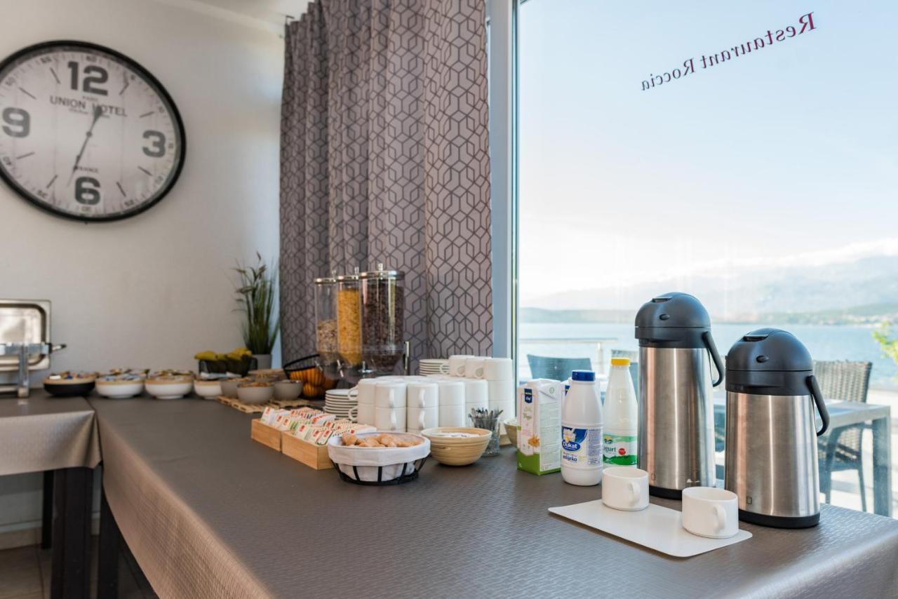 Hotel Rooms Roccia ノビグラード・ダルメーシャ エクステリア 写真